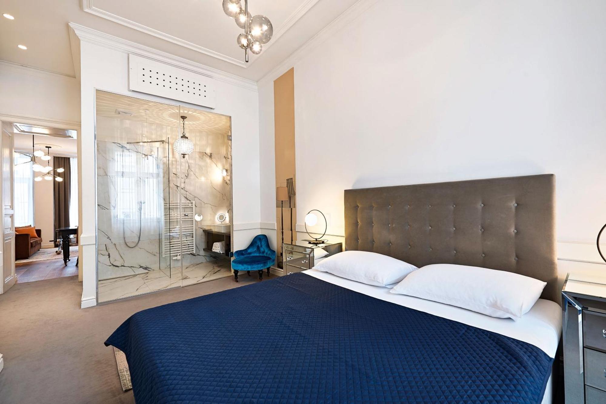 6 Rooms Wina Bagian luar foto